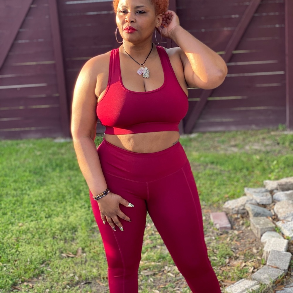 RED BERRY BABE 2 Piece Leggings/Sports Bra …